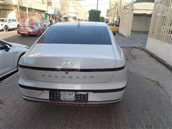 هیوندای ازێرا